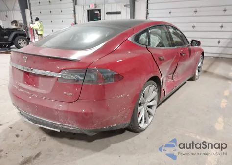 2014 Tesla Model S P85 z USA, uszkodzony, nr VIN 5YJSA1H16EFP39763